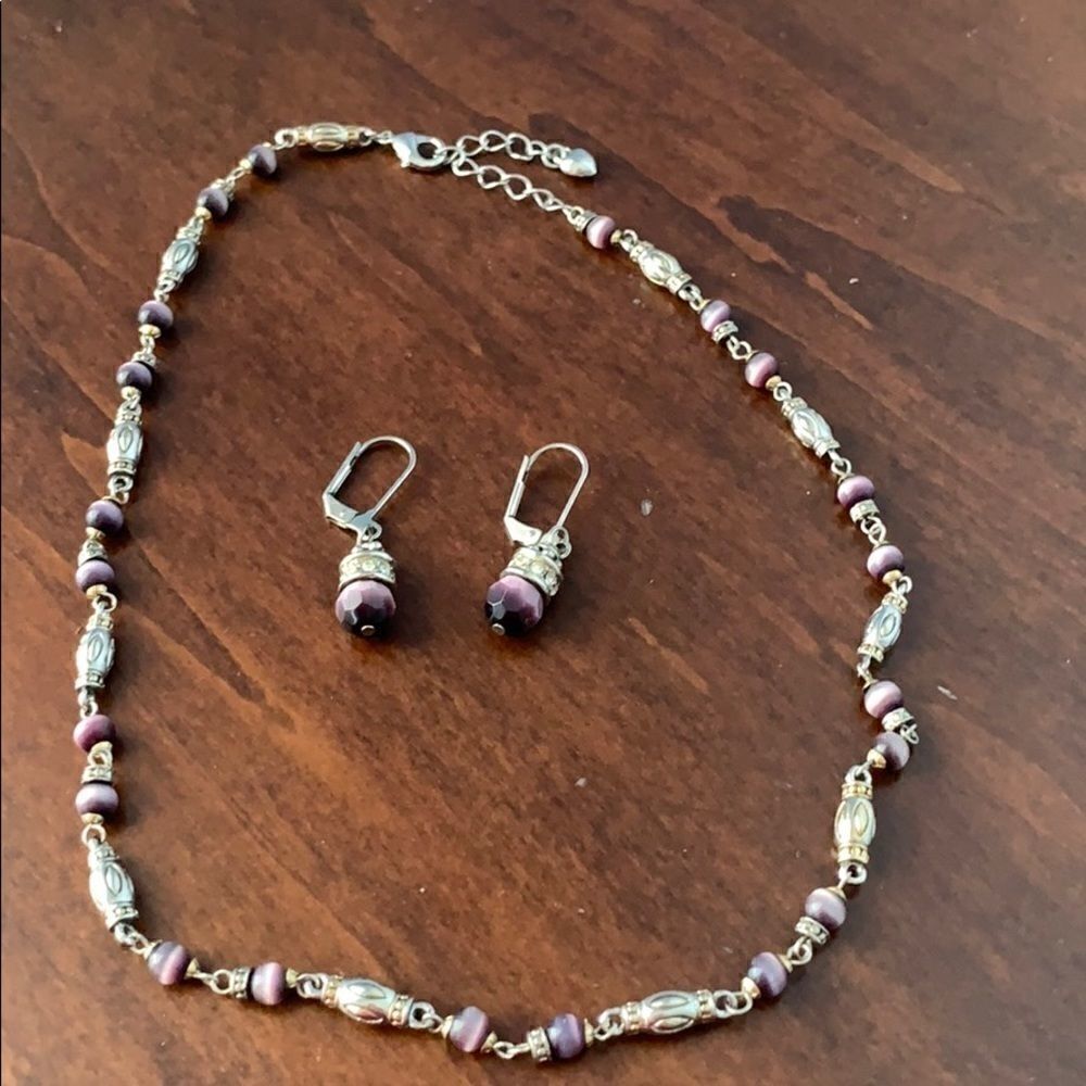Francesca’s necklace and earring set